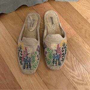 Soludos Wildflower Mule